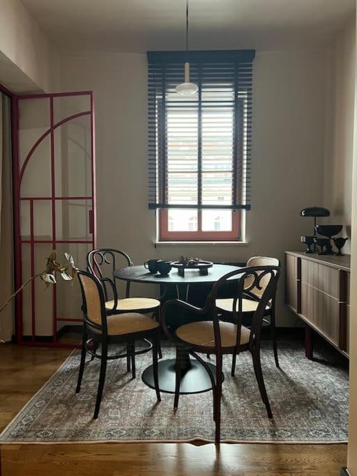 Entu Apartamenty Odrzanska Wroclaw Luaran gambar