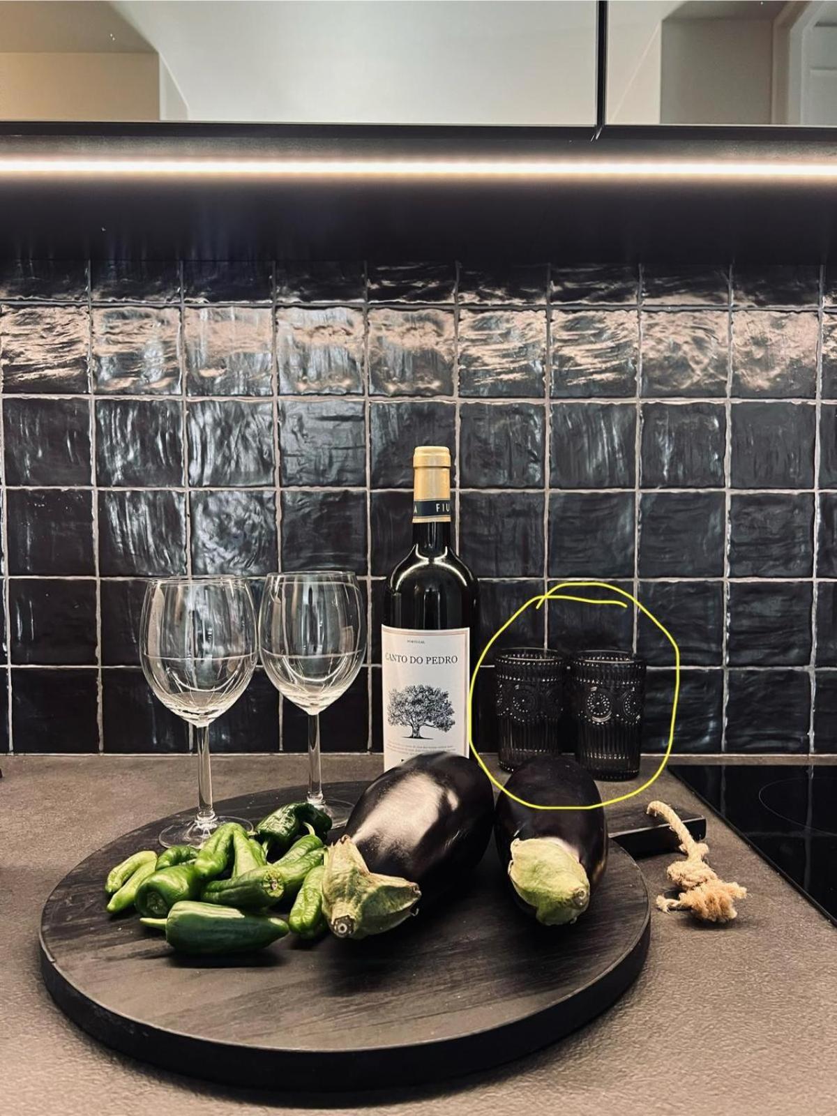 Entu Apartamenty Odrzanska Wroclaw Luaran gambar